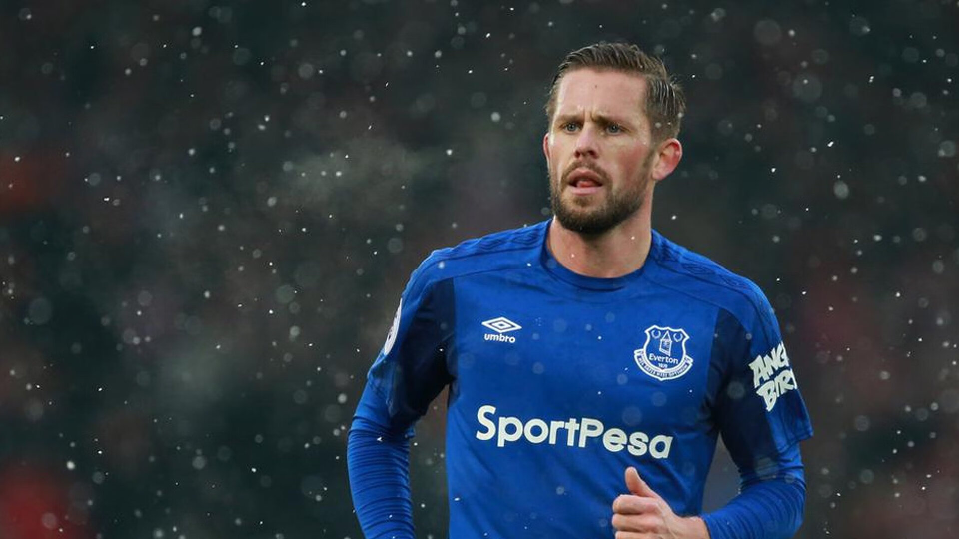 欧冠淘汰赛焦点战，德国单节风暴，马赛神话在钢铁纪律前轰然倒塌